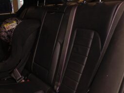 
										BMW 330i cheio									