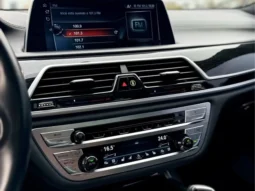 
										BMW 750Li cheio									