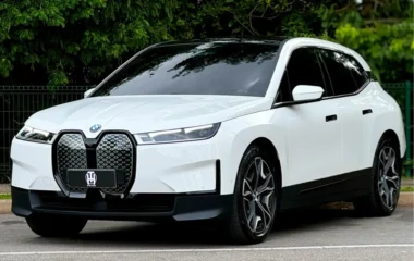 BMW iX