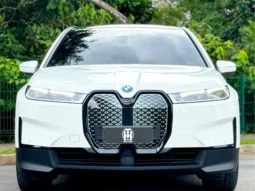 
										BMW iX cheio									