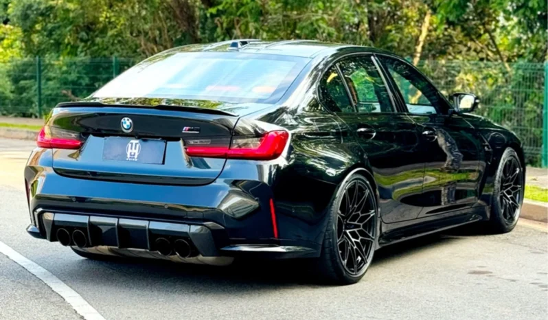 
								BMW M3 cheio									