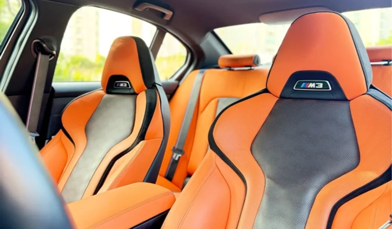 
								BMW M3 cheio									