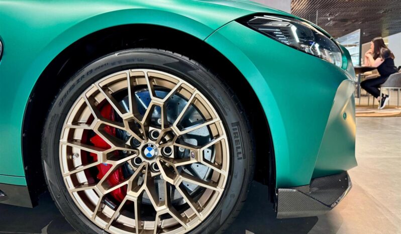 
								BMW M4 cheio									