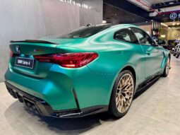 
										BMW M4 cheio									