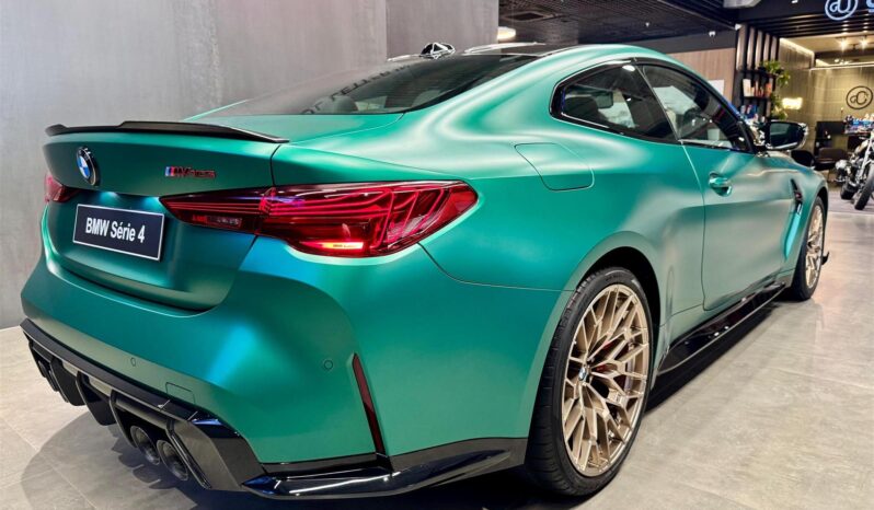 
								BMW M4 cheio									