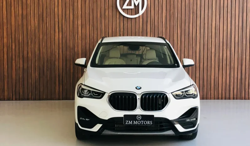 
								BMW X1 cheio									