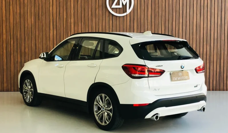 
								BMW X1 cheio									