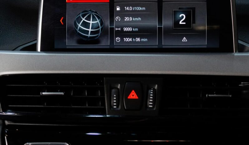 
								BMW X1 cheio									