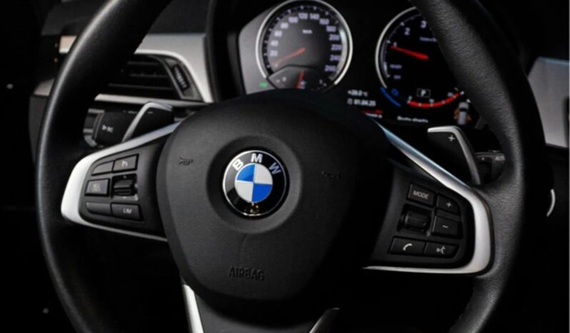 
								BMW X1 cheio									