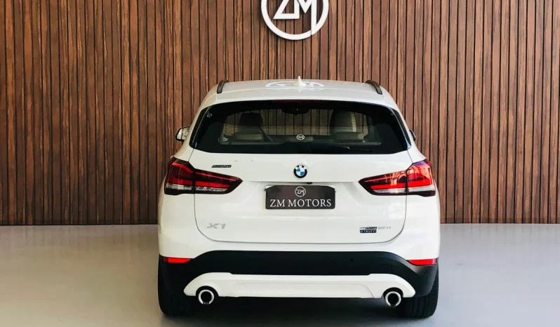 
								BMW X1 cheio									