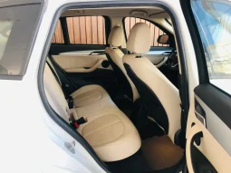 
										BMW X1 cheio									