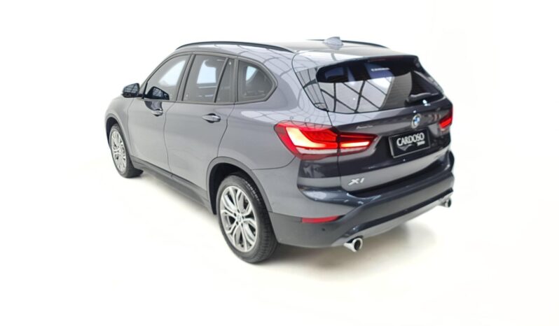 
								BMW X1 cheio									
