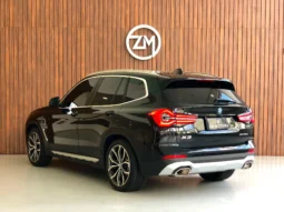 
										BMW X3 cheio									