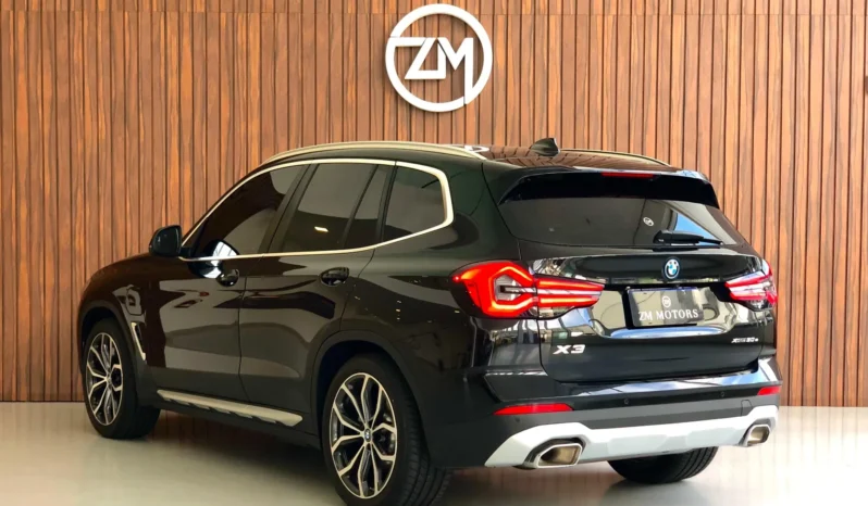 
								BMW X3 cheio									