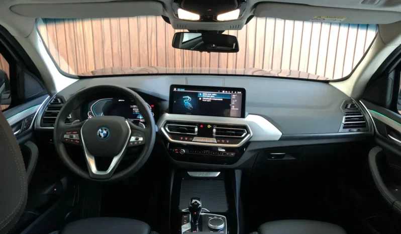 
								BMW X3 cheio									