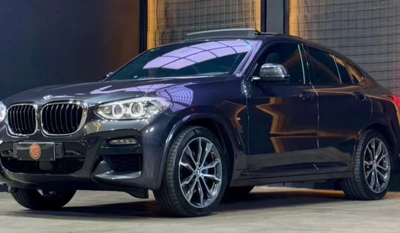 
								BMW X4 cheio									