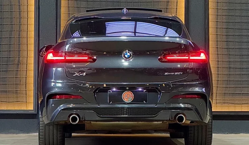 
								BMW X4 cheio									