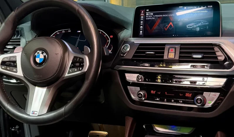 
								BMW X4 cheio									