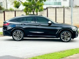 
										BMW X4 cheio									