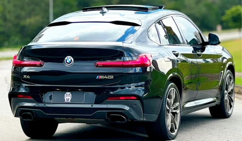 
								BMW X4 cheio									