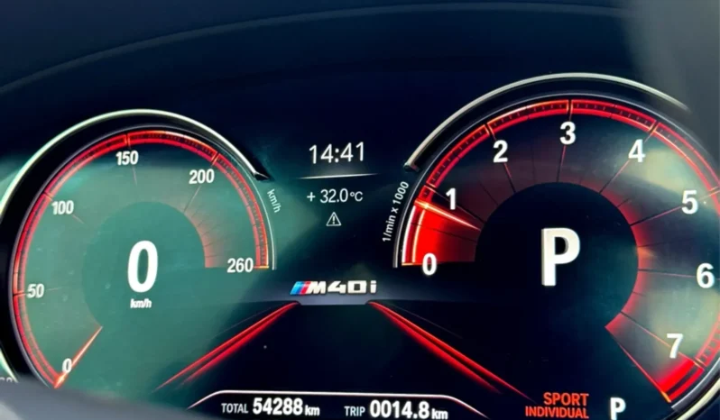 
								BMW X4 cheio									