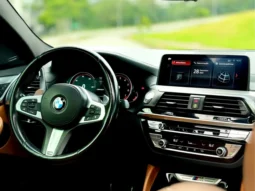 
										BMW X4 cheio									