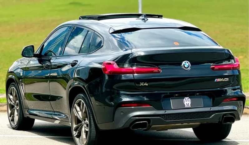 
								BMW X4 cheio									