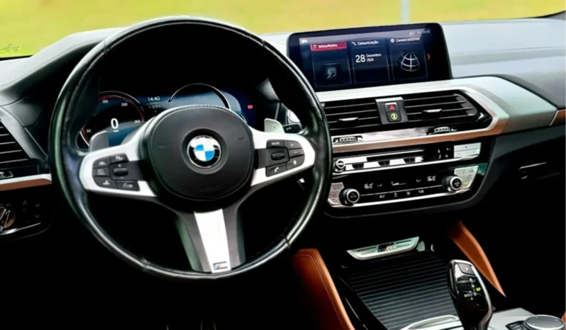 
								BMW X4 cheio									