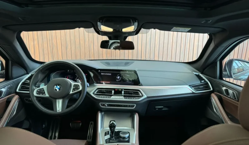 
								BMW X6 cheio									