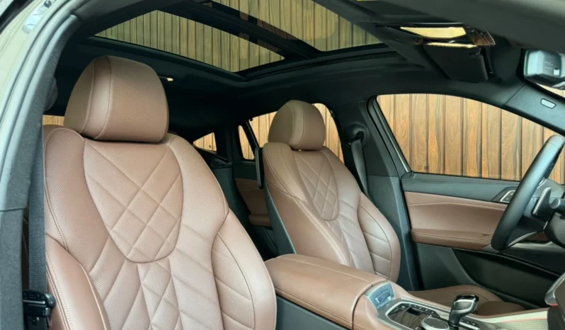 
								BMW X6 cheio									