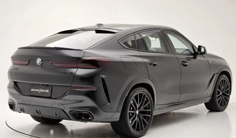 
								BMW X6 3.0 TWINPOWER XDRIVE40I M SPORT cheio									