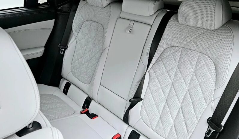 
								BMW X6 3.0 TWINPOWER XDRIVE40I M SPORT cheio									