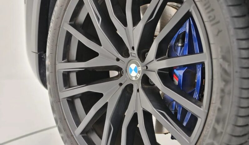 
								BMW X6 3.0 TWINPOWER XDRIVE40I M SPORT cheio									