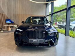 BMW X7 4.4 V8 M60i STEPTRONIC
