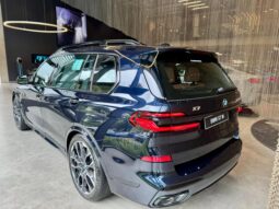 BMW X7 4.4 V8 M60i STEPTRONIC