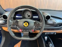 
										FERRARI F8 TRIBUTO cheio									