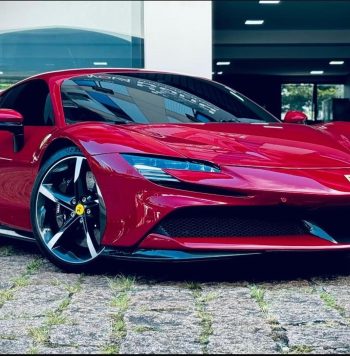 Ferrari SF90