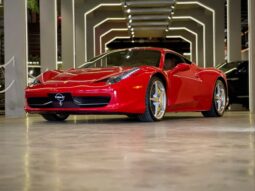FERRARI 458 ITALIA