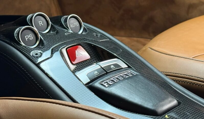 
								FERRARI 458 ITALIA cheio									