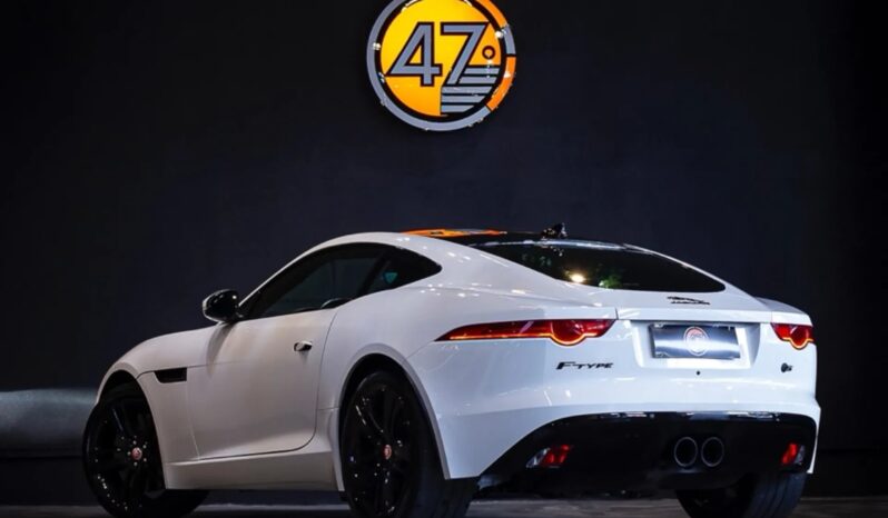 
								JAGUAR F-TYPE cheio									