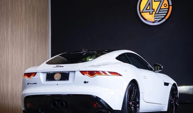 
								JAGUAR F-TYPE cheio									