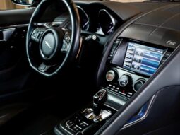 
										JAGUAR F-TYPE cheio									