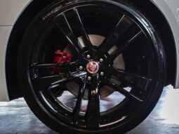 
										JAGUAR F-TYPE cheio									