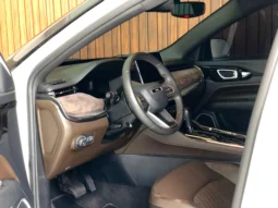 
										JEEP COMMANDER cheio									