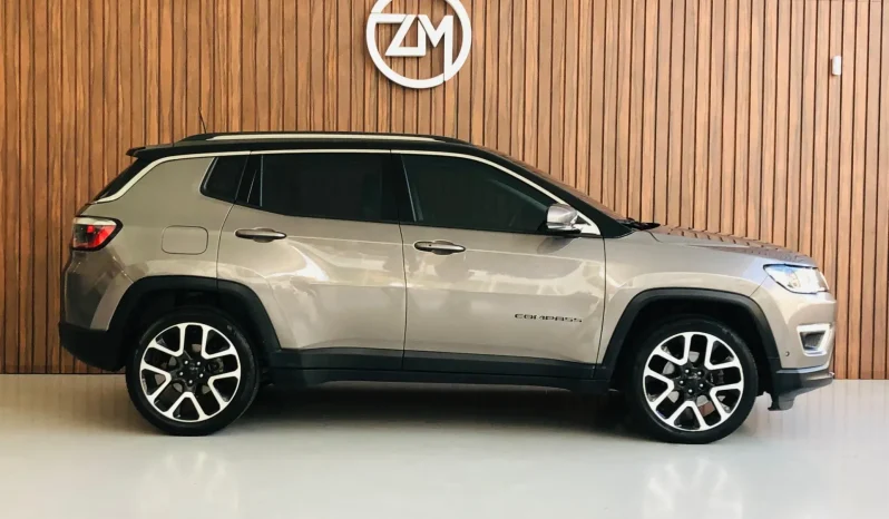 
								JEEP COMPASS cheio									