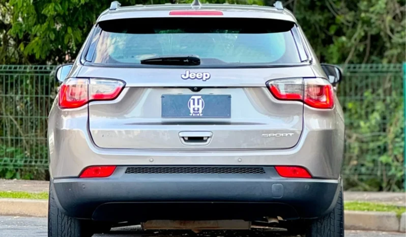 
								JEEP COMPASS cheio									