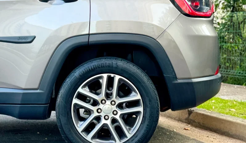 
								JEEP COMPASS cheio									