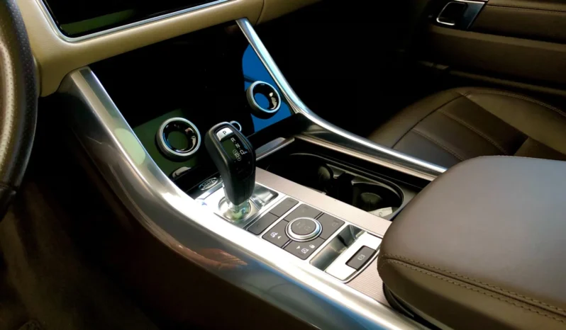 
								LAND ROVER RANGE ROVER SPORT cheio									