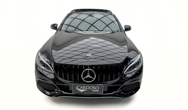 
								MERCEDES-BENZ C 300 cheio									