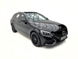 
										MERCEDES-BENZ C 300 cheio									